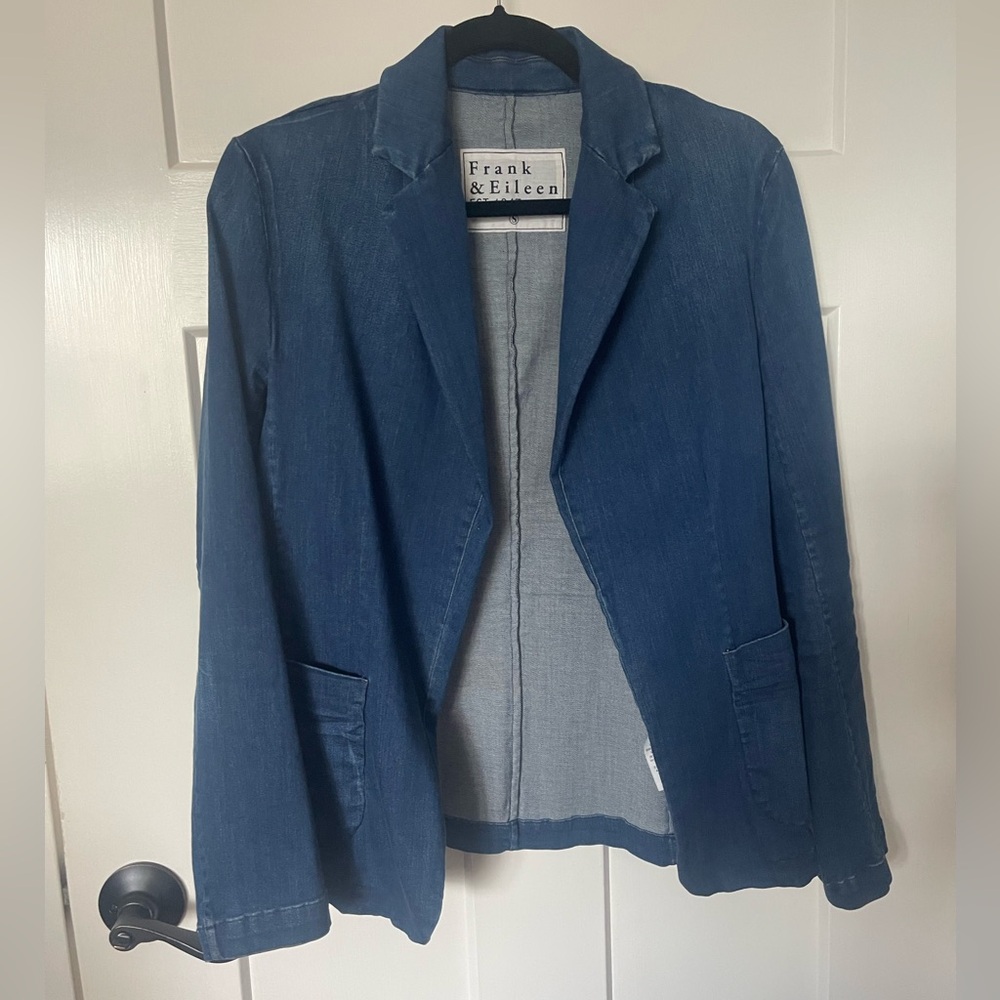 Frank & Eileen Women's Denim Blue Blazer
